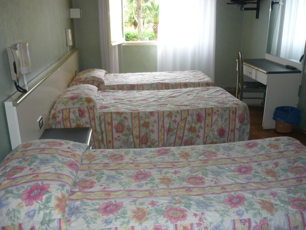Hotel Europa Arma di Taggia Kamer foto