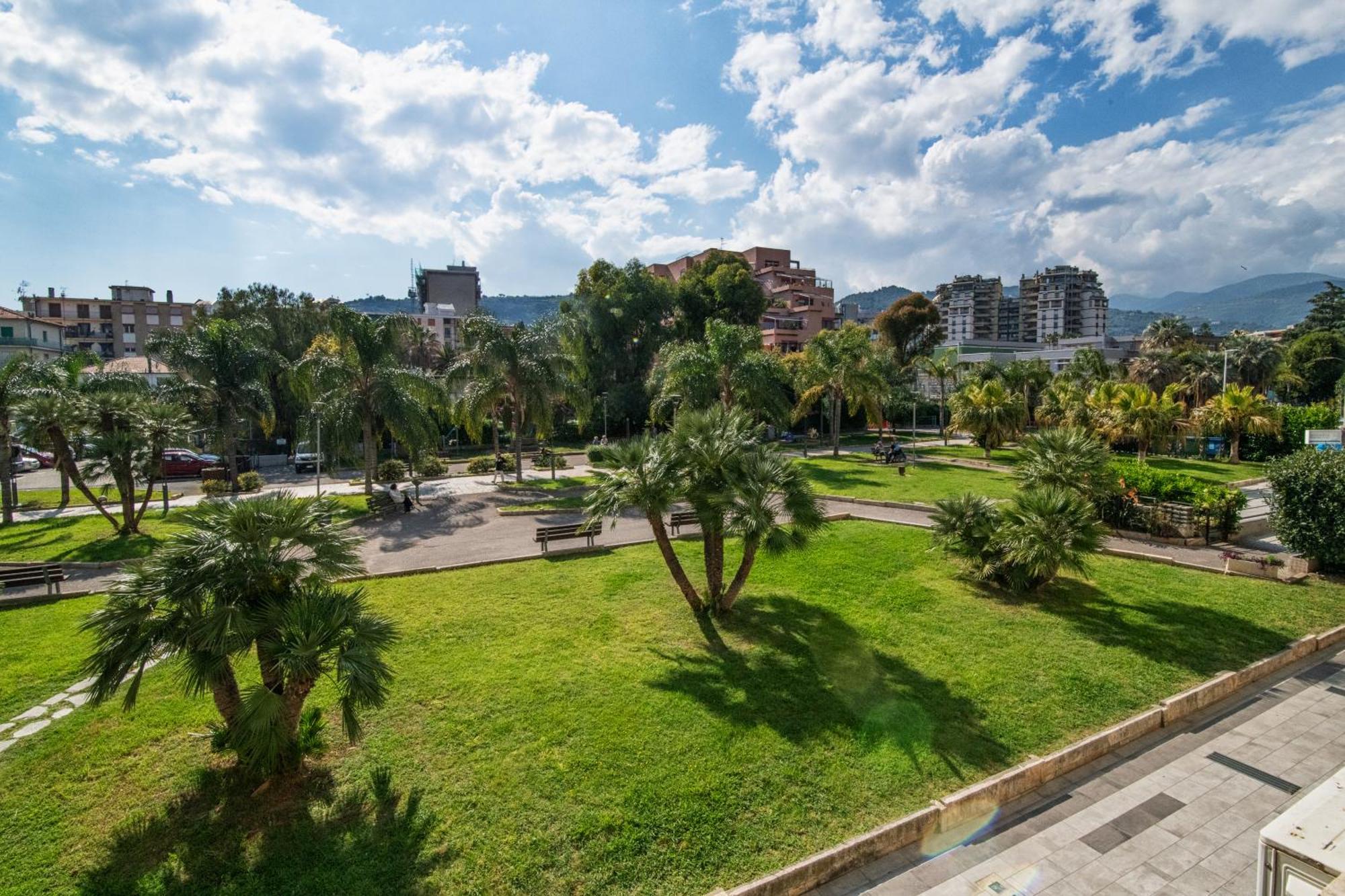 Hotel Europa Arma di Taggia Buitenkant foto